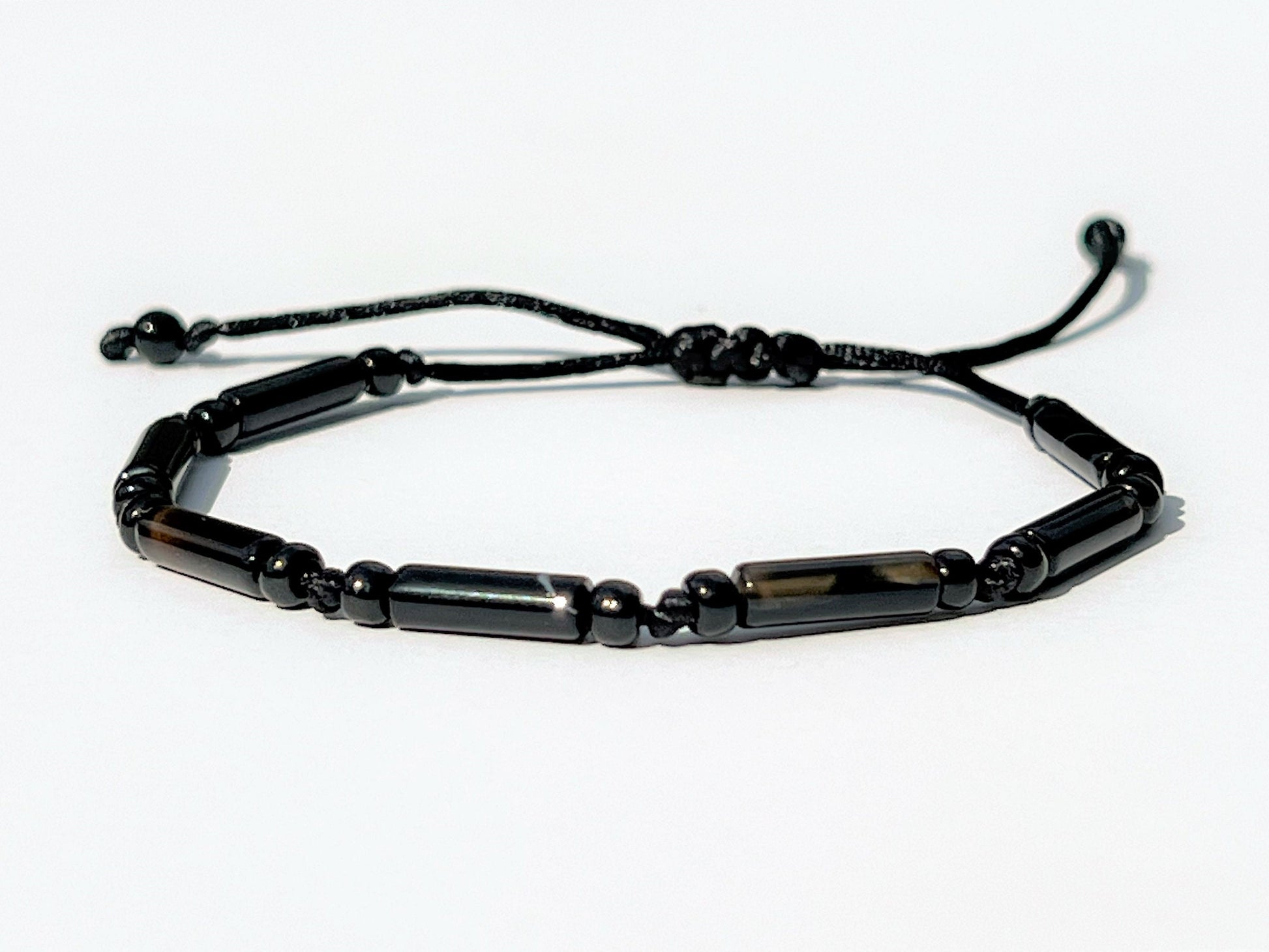 Black Onyx tube-shaped beads bracelet.