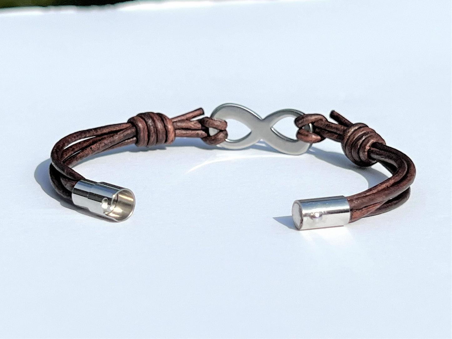 Showing open clasp.